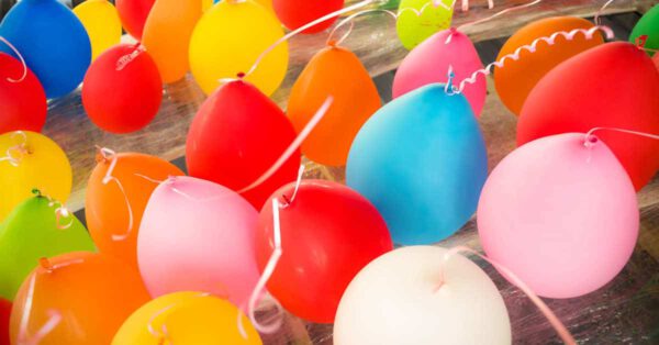 Ballon Schießen Kinder geburtstagsparty