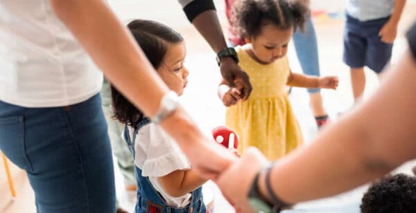 Häschen in der Grube Spiel Kinder Geburtstag