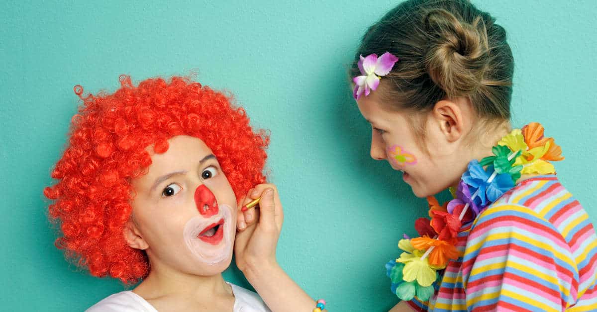 Fasching feiern mit Kindern Kindergeburtstag Karneval Fastnacht Geburtstag verkleiden Ideen