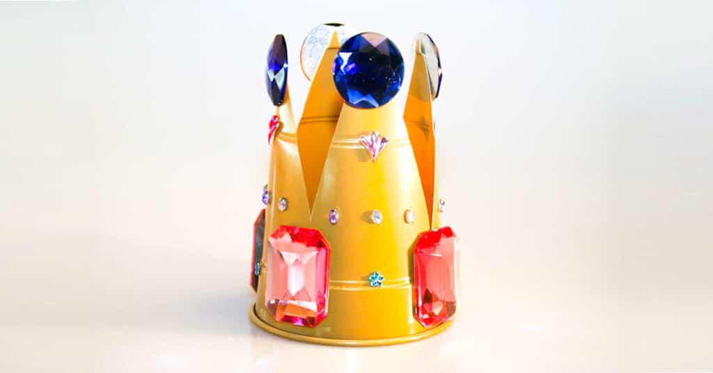 Becher-Krone basteln DIY Prinzessin Geburtstag Kinder