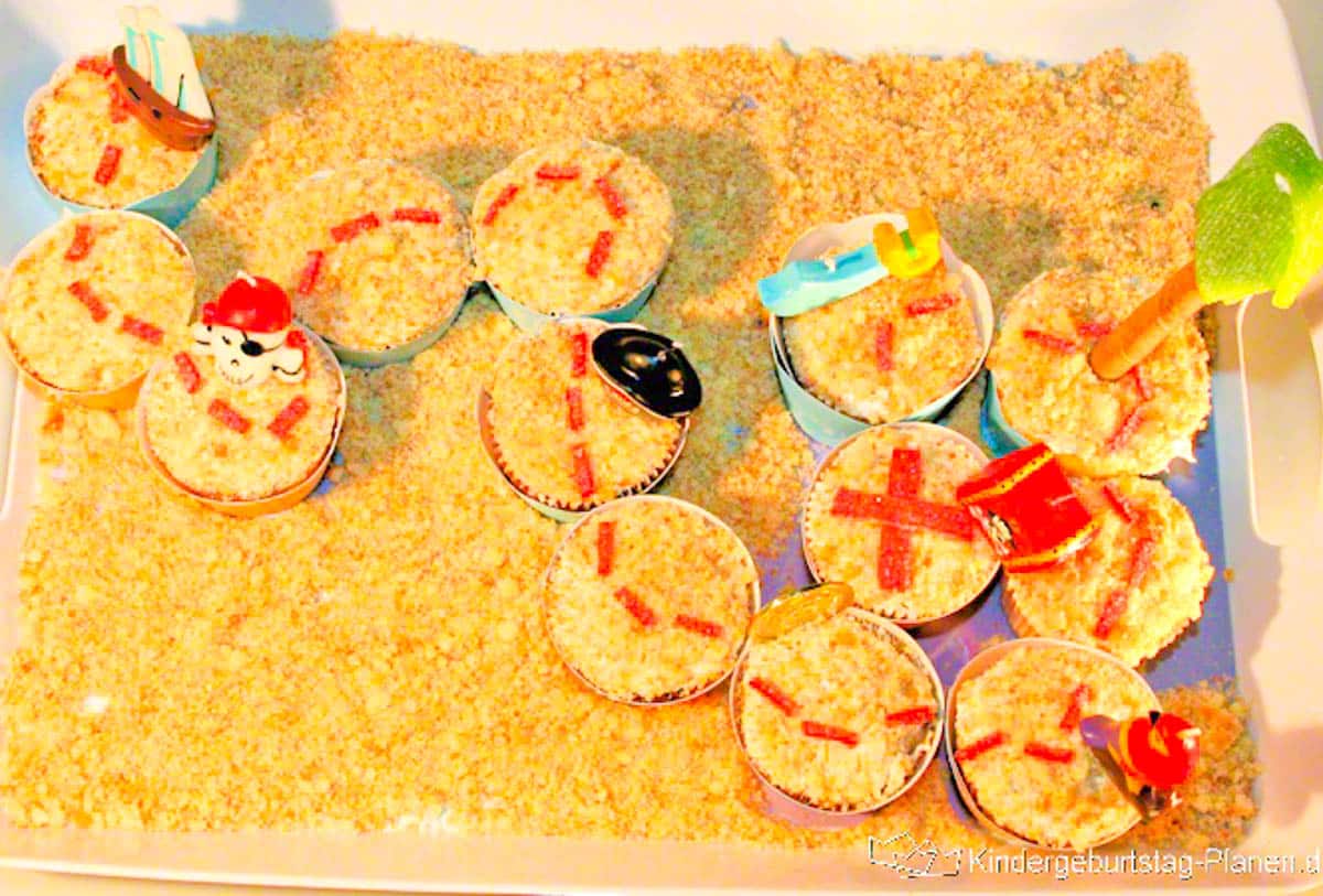 essbare Schatzkarte aus cupcakes / muffins Piratengebrutstag Schatzsuche