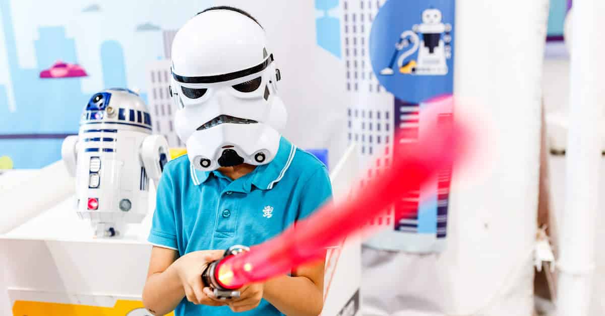 Star Wars Geburtstag Motto Ideen Darth Wader Luke skywalker joda lichtschwert laserschwert