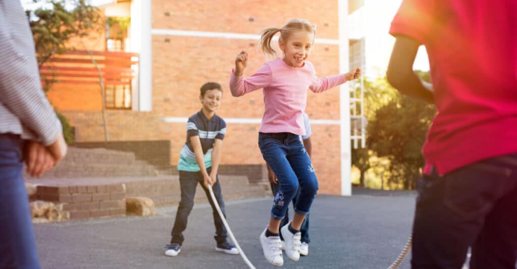 Schnitzeljagd Aufgaben, Rätsel für Kinder, Schatzsuche Ideen